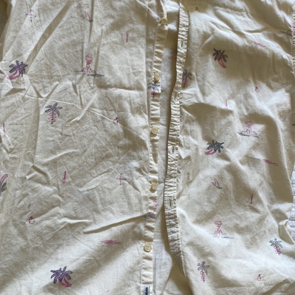 Quicksilver Beachy Button up - Picture 2 of 4